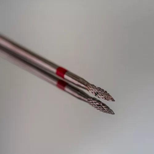 Hegyes kis kugli karbid csiszolófej F
