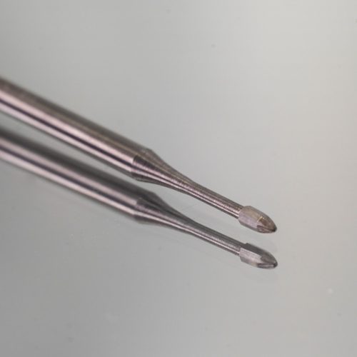 Töltény alakú pedikűrös csiszolófej