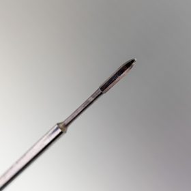 Kis lándzsa alakú pedikűrös csiszolófej