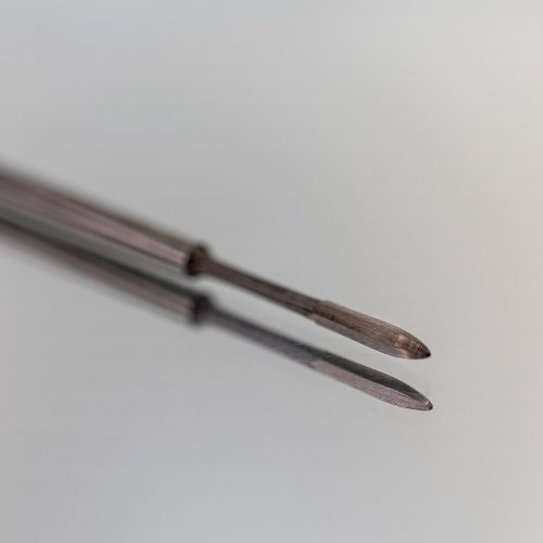 Kis lándzsa alakú pedikűrös csiszolófej