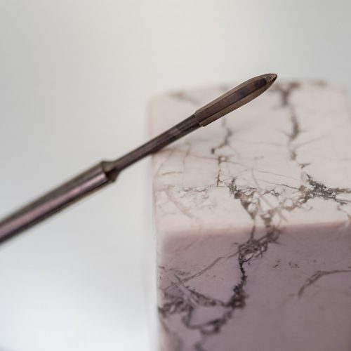 Kis lándzsa alakú pedikűrös csiszolófej