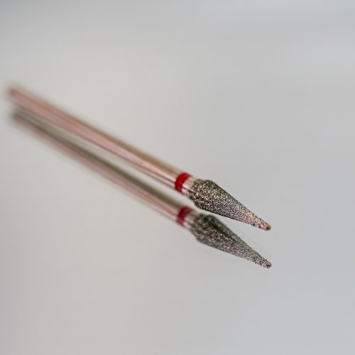 Hosszú hegyes formájú gyémánt csiszolófej