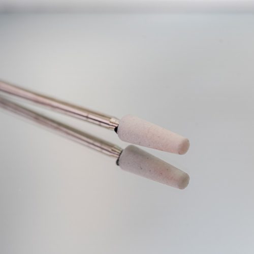 Fehér kőporos gúla csiszolófej